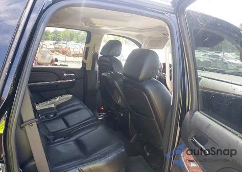 2008 Cadillac Escalade Standard from USA, damaged, VIN 1GYEC63818R112129